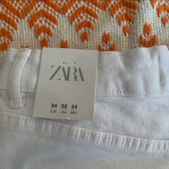 Zara shorts - Picture 4 of 4
